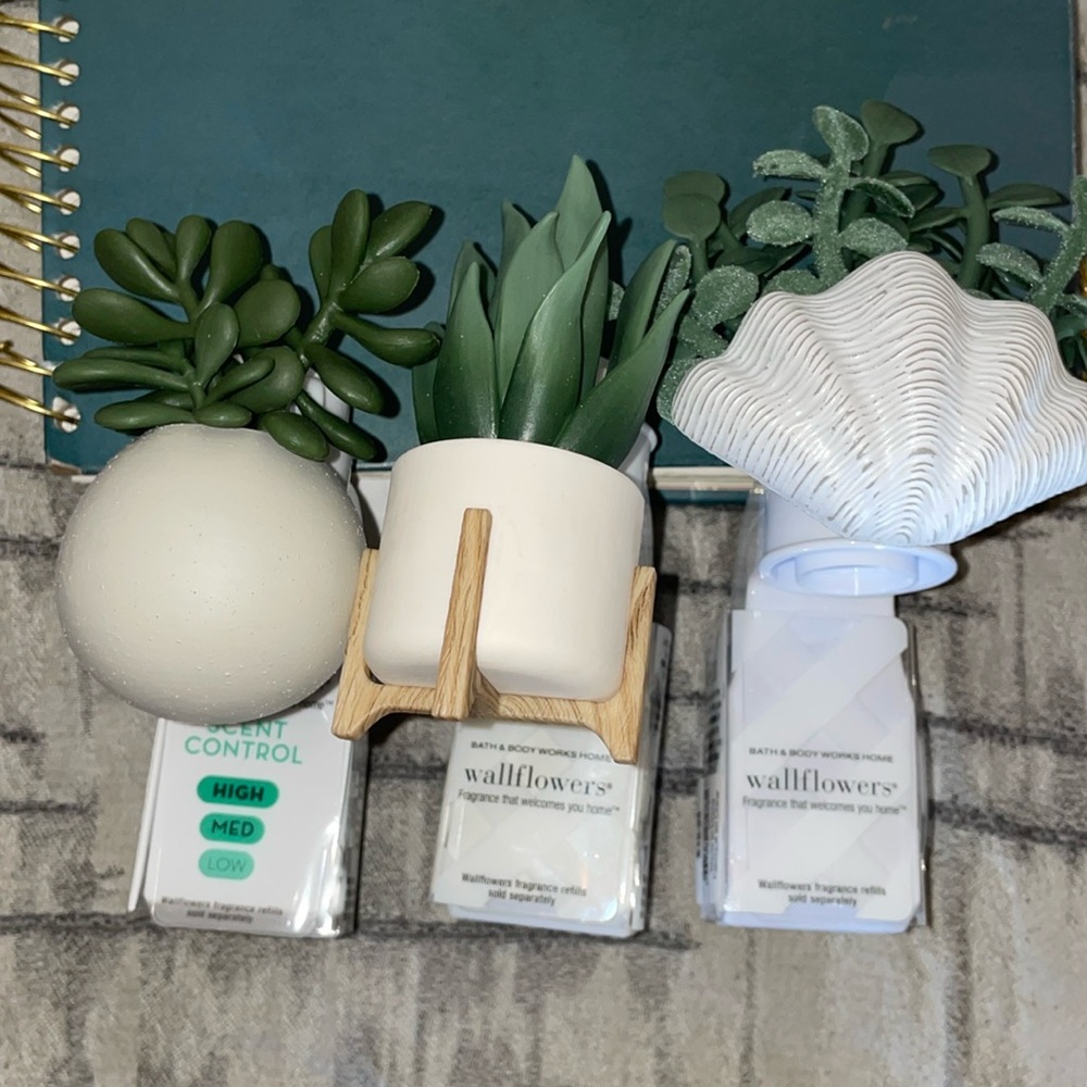 Bath and Body Works Wallflower Bundle